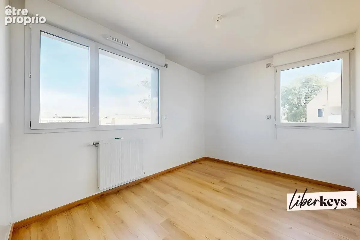 Superbe Duplex T5 avec Loggia Terrasse Parking - 104 m² - Saint-Orens-de-Gameville - photo 5