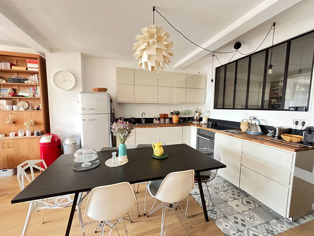 Appartement à SURESNES