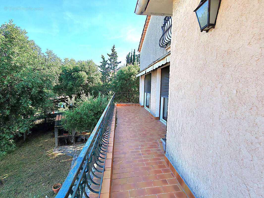 Maison à FREJUS