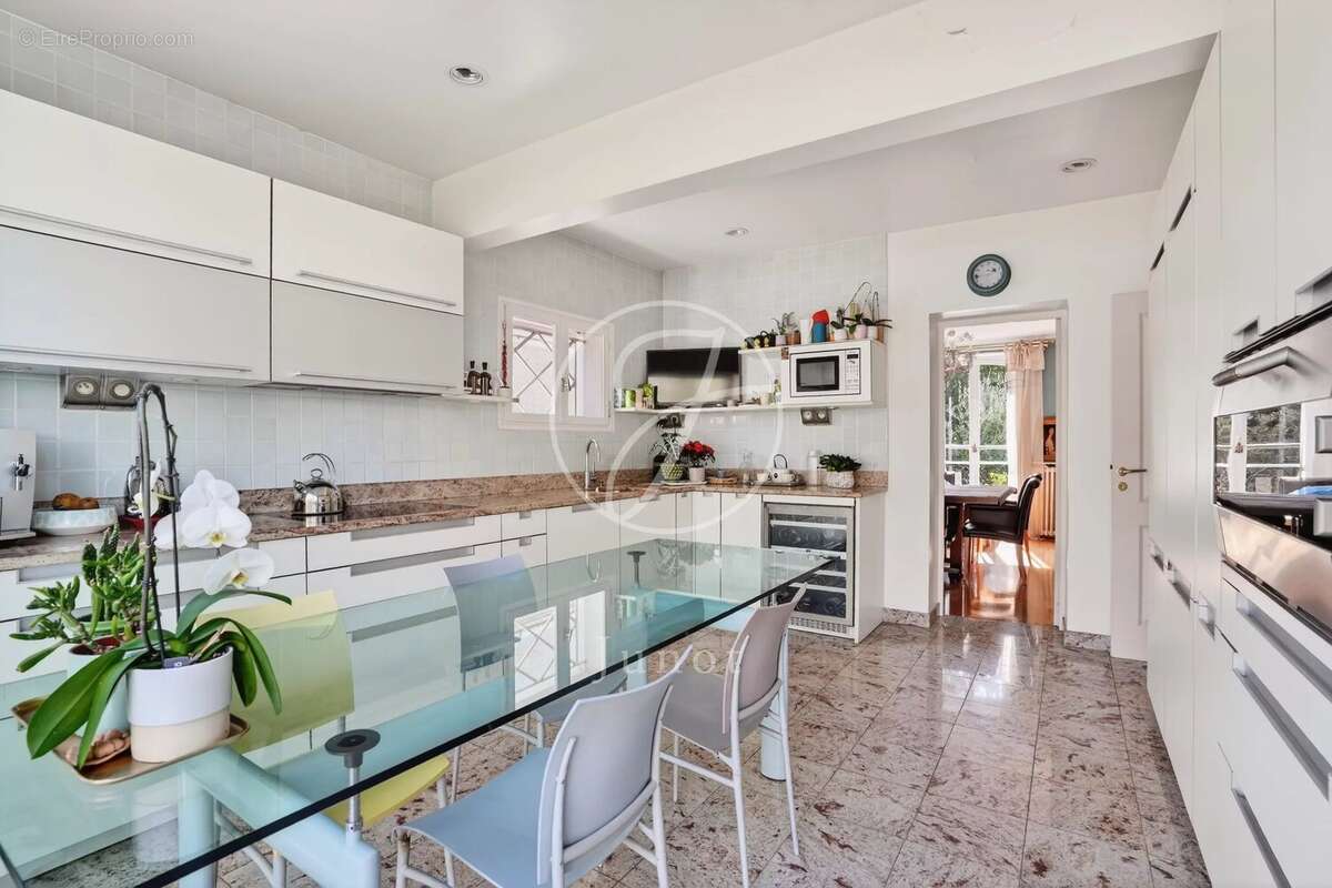 Maison à LE VESINET