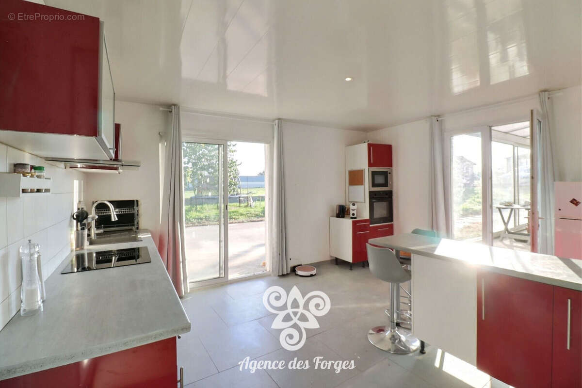 Maison à LA BOISSIERE-DE-MONTAIGU