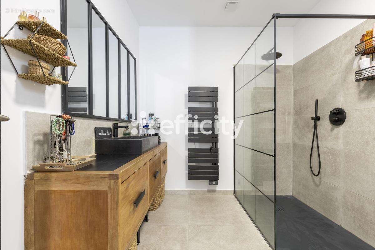 Maison 134 m² à Marseille-16e  - photo 15