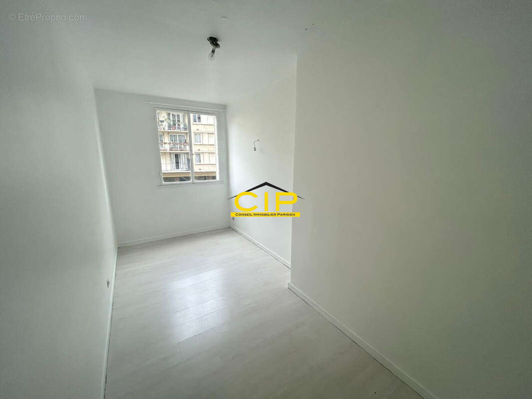 Appartement à PARIS-20E