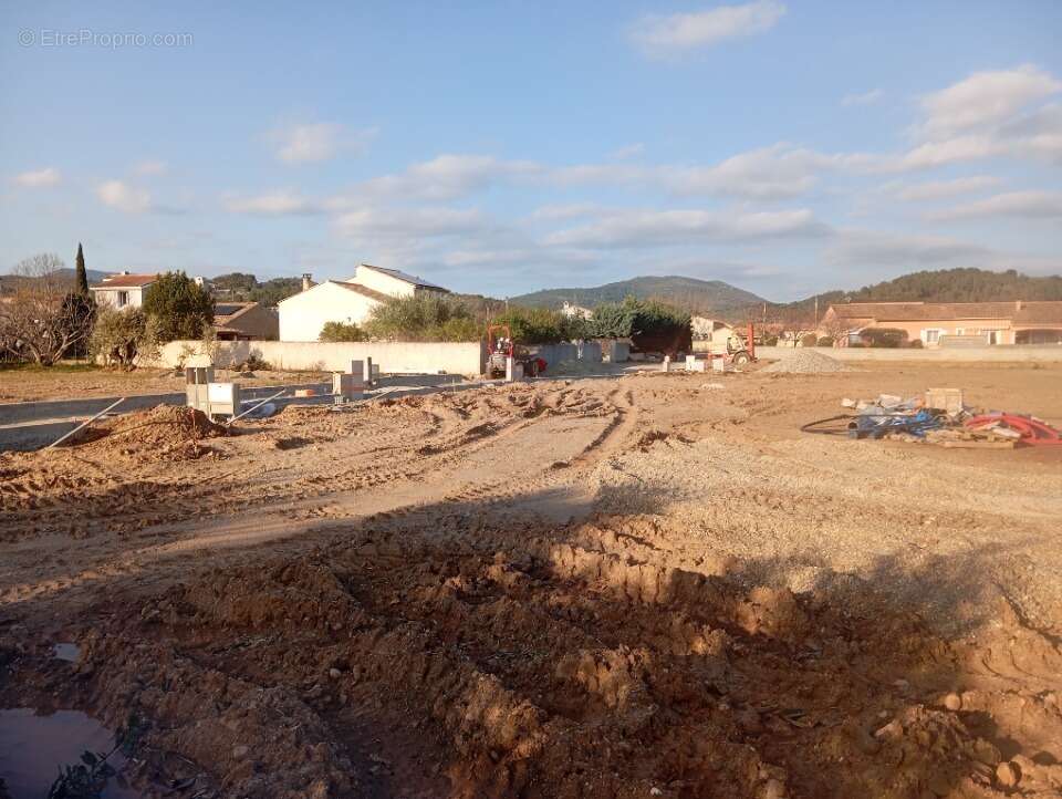 Terrain à CESSENON-SUR-ORB