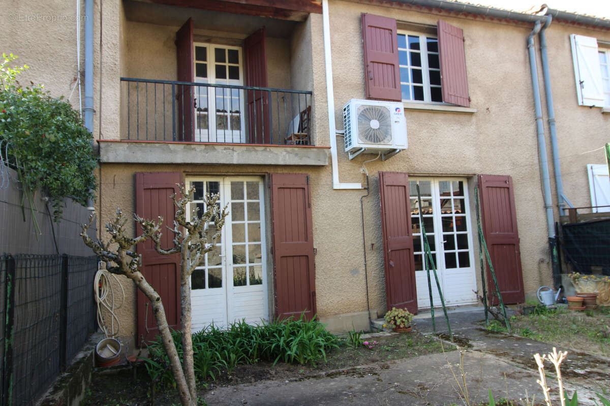 Maison à COUIZA