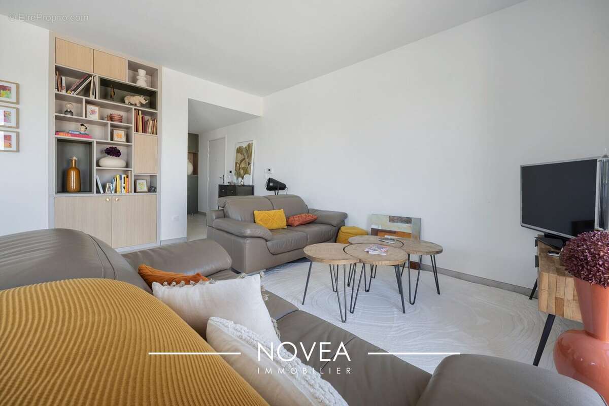 Appartement à SAINTE-FOY-LES-LYON