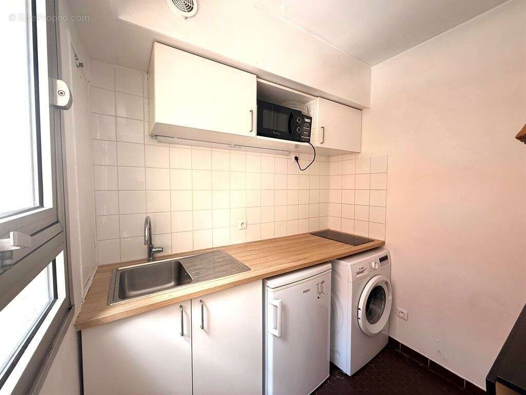 Appartement à PARIS-20E