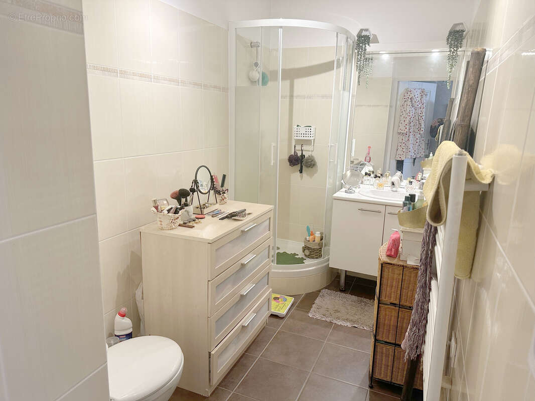 Rare à la vente appartement T2 de 41m2 proximité immédiate du port de la Seyne sur Mer - photo 4