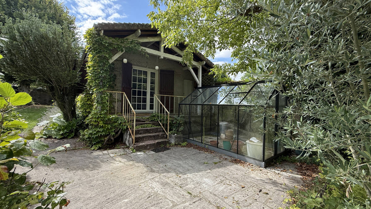 Maison à GARANCIERES