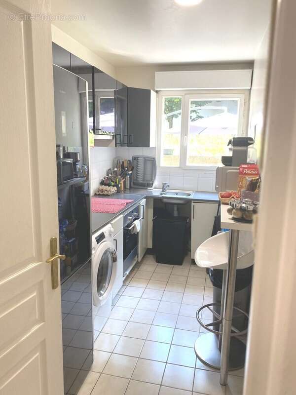 Appartement à PARIS-19E
