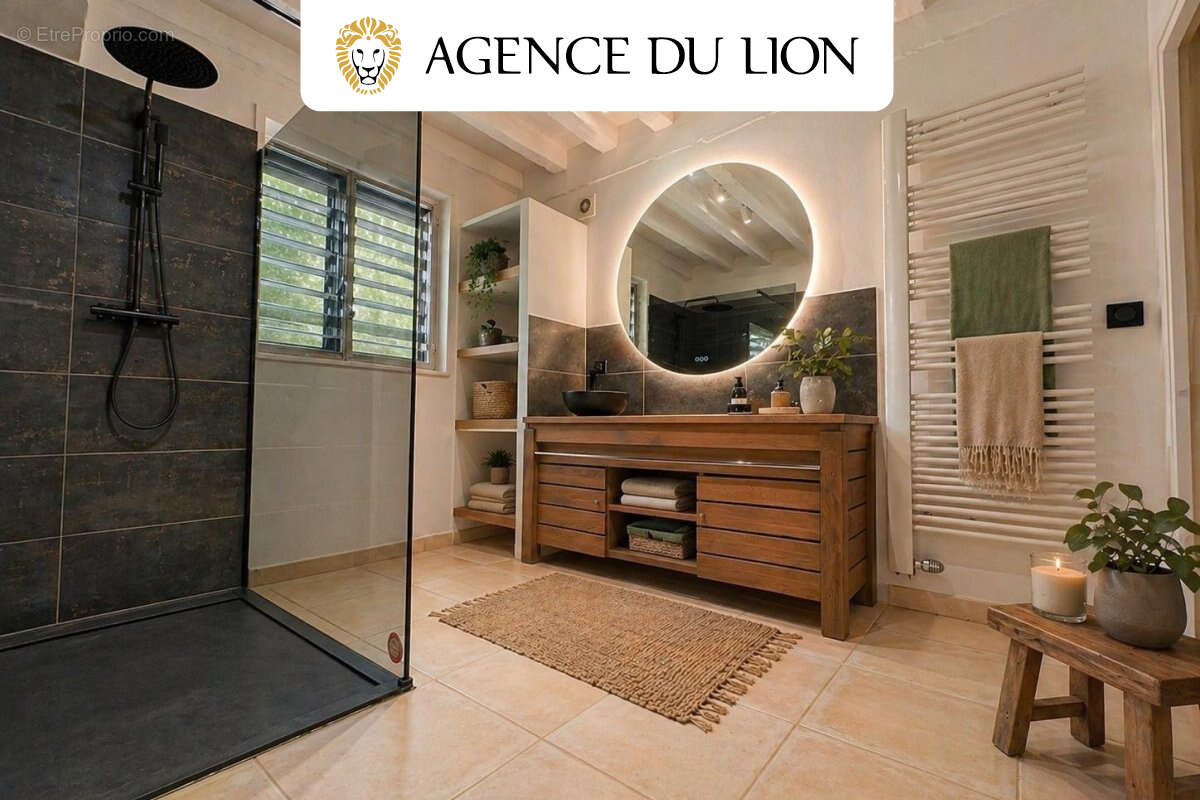 Maison à MONTREUIL