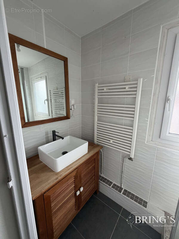 Appartement à SAINT-ETIENNE