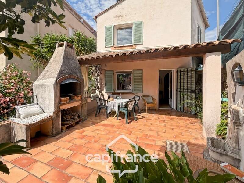 Maison à HYERES