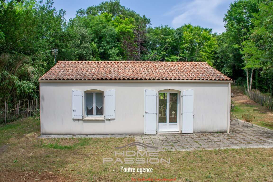 Maison à MESCHERS-SUR-GIRONDE
