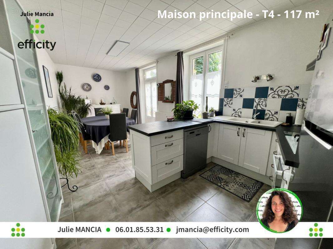 Maison à CHEF-BOUTONNE