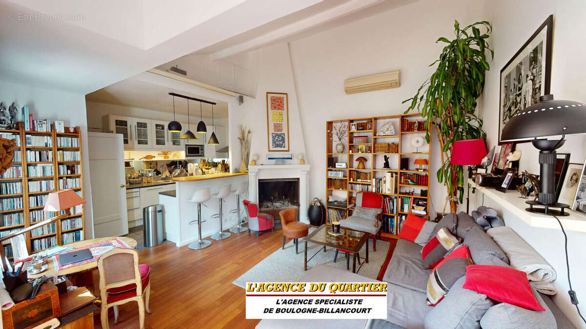 Maison avec vraie personnalité et patio intérieur, rue Diaz. - photo 2