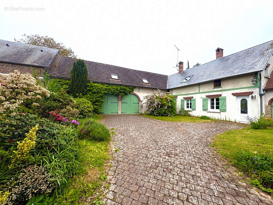 Maison à MARTINCOURT