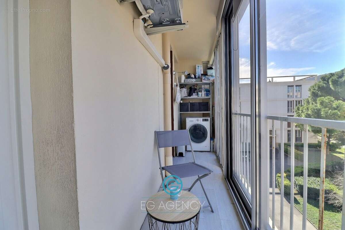 Appartement à MARSEILLE-8E