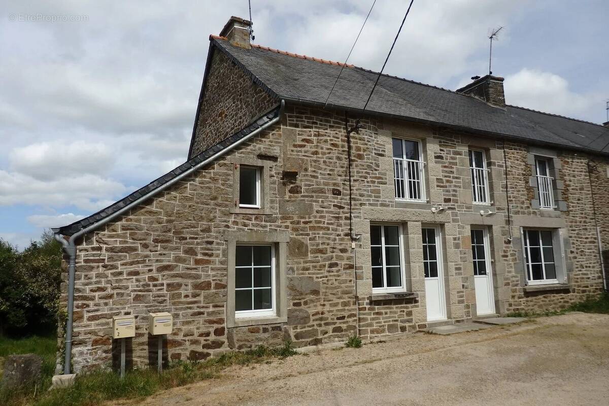 Maison à SAINT-HELEN