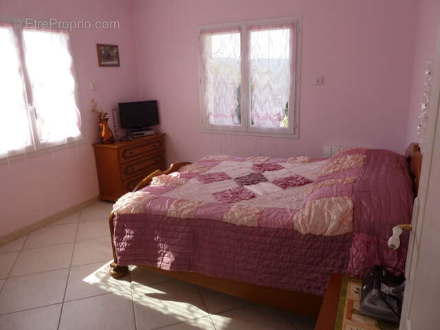Maison à SAINTE-JULIETTE