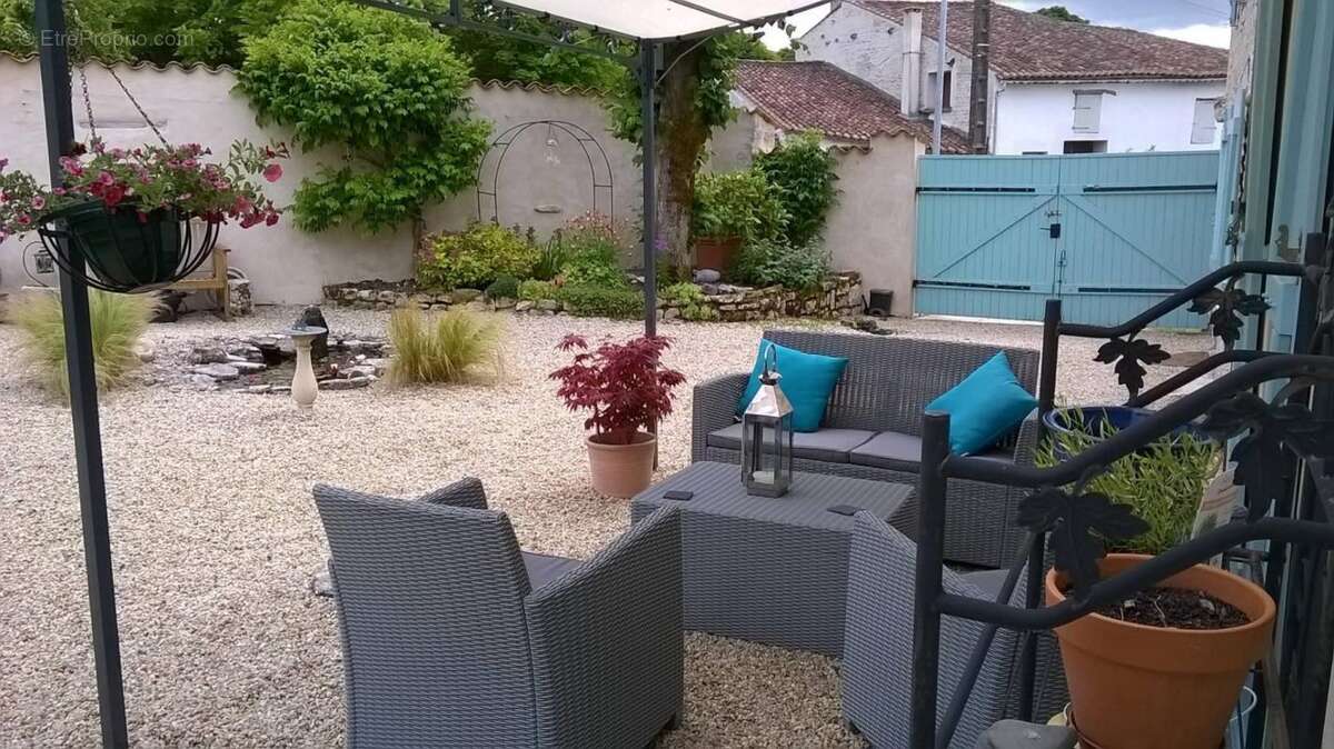 Maison à BRESDON