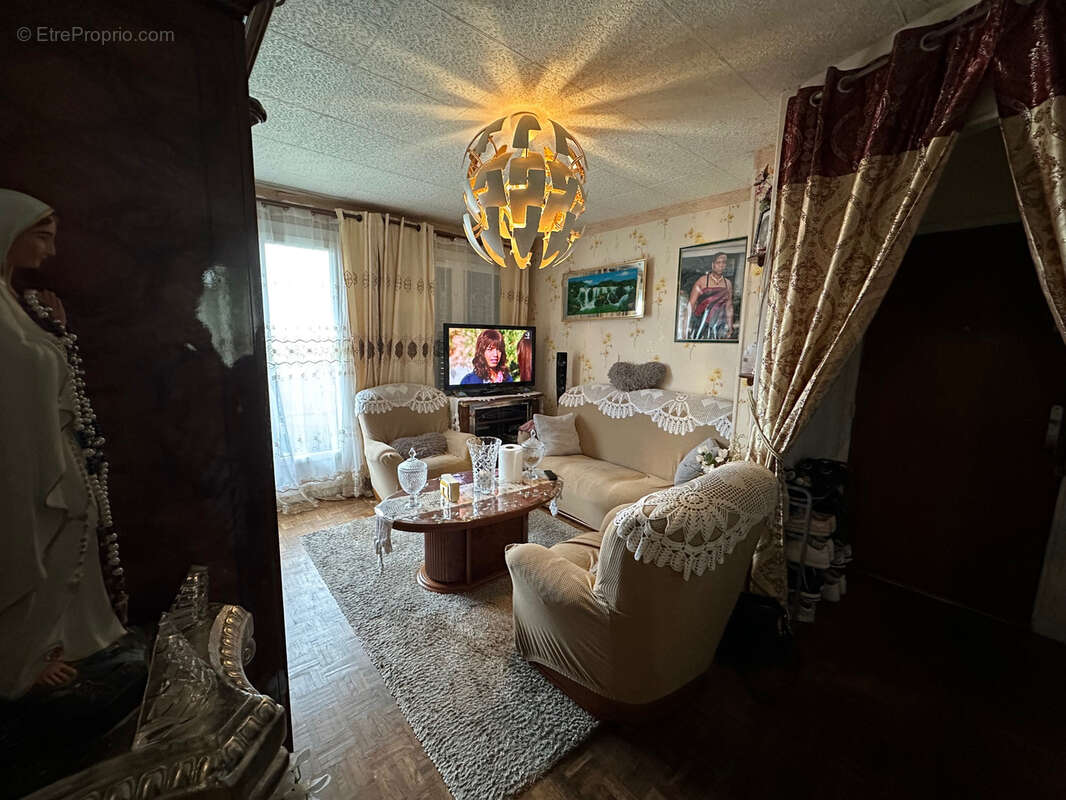 Appartement à GARGES-LES-GONESSE