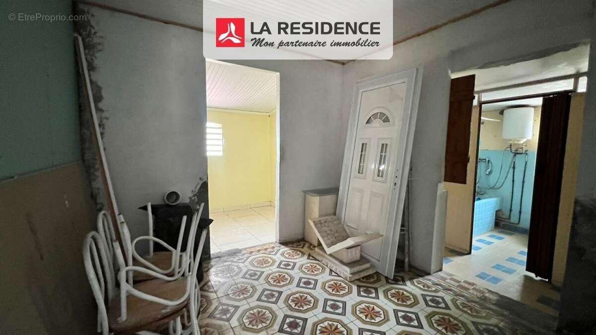 Maison à RIVIERE-SALEE