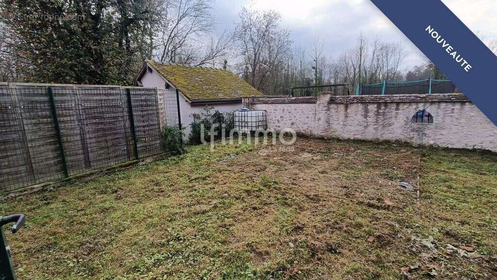 Maison à LONGUEVILLE