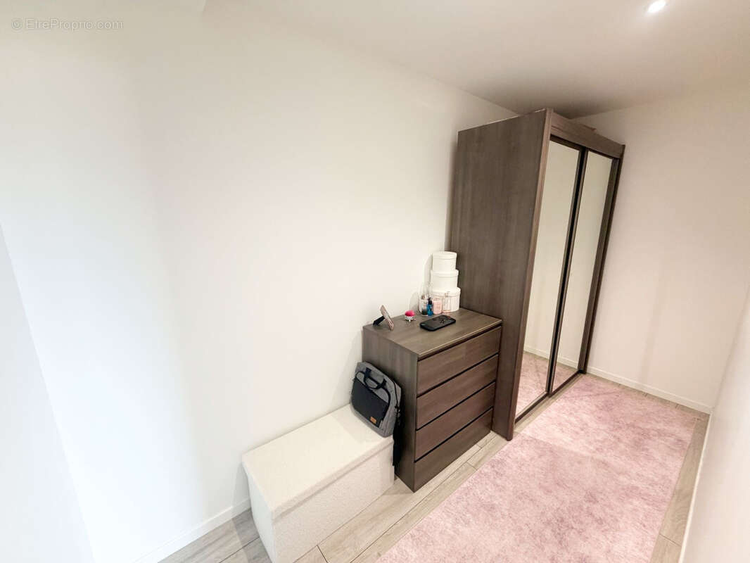 Maison à LES MARTRES-DE-VEYRE