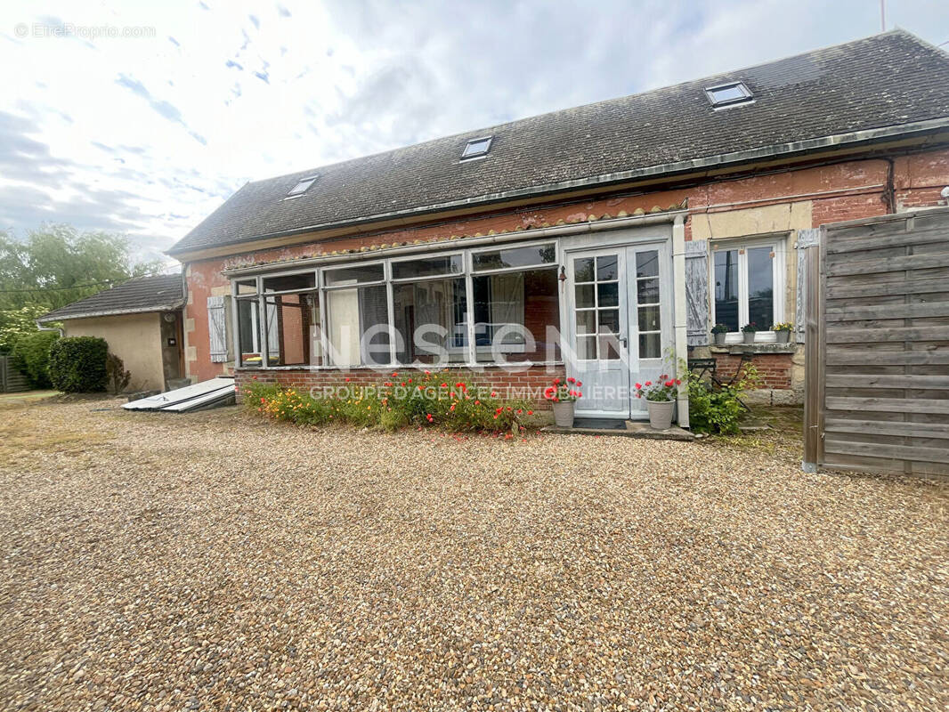 Maison à LE DELUGE