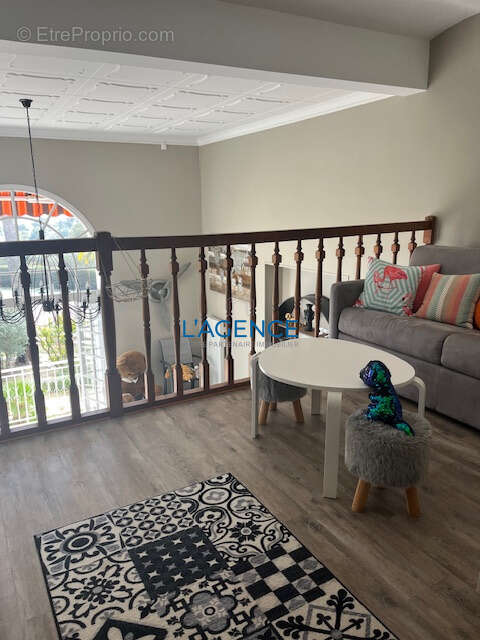 Appartement à HYERES