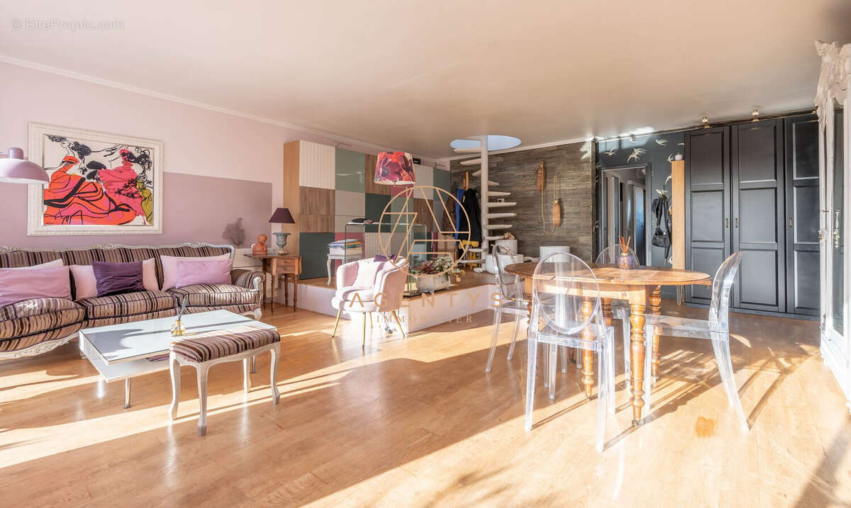 Appartement à LE PERREUX-SUR-MARNE