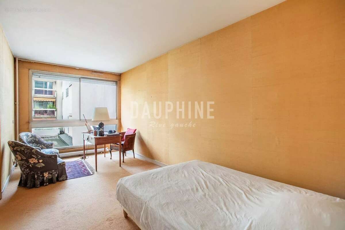 Appartement à PARIS-6E