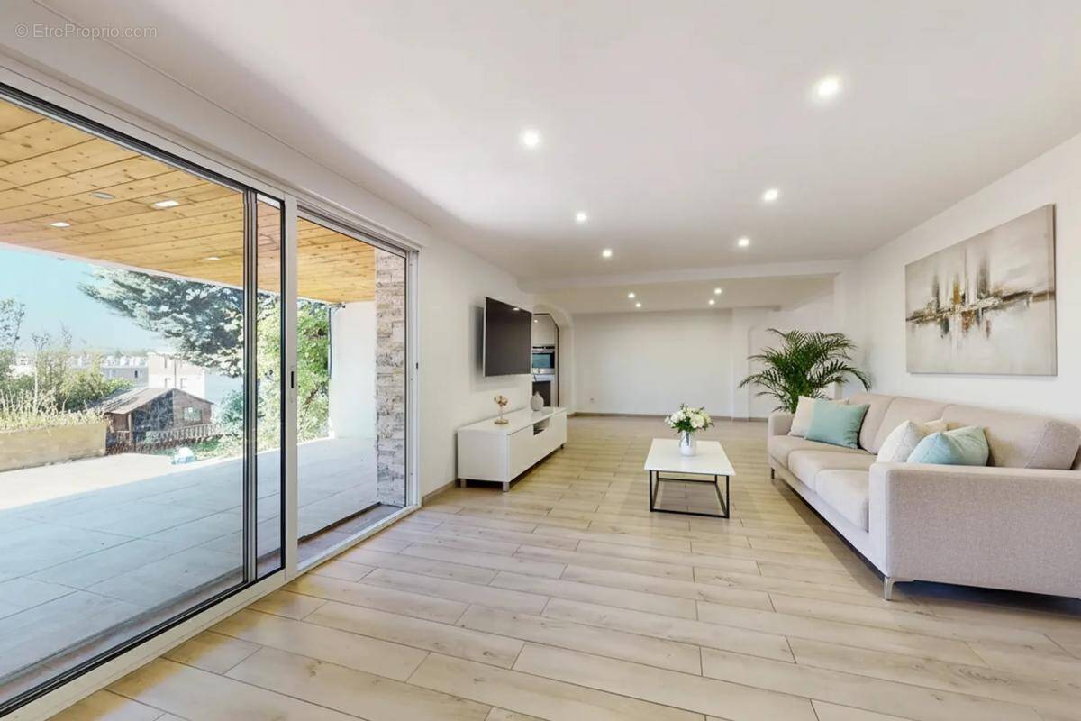 Maison à FONTENAY-SOUS-BOIS