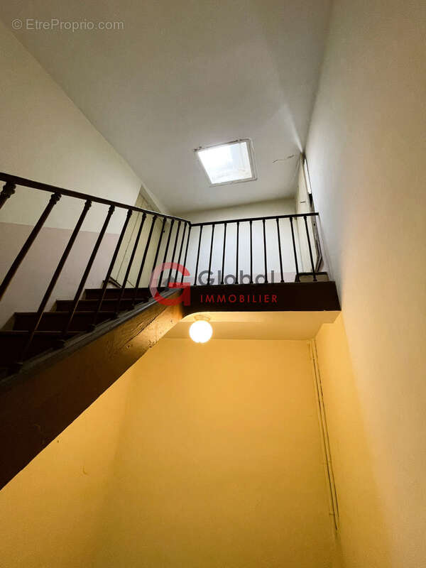 Maison de Maître 10 pièces avec jardin et cave. - photo 18
