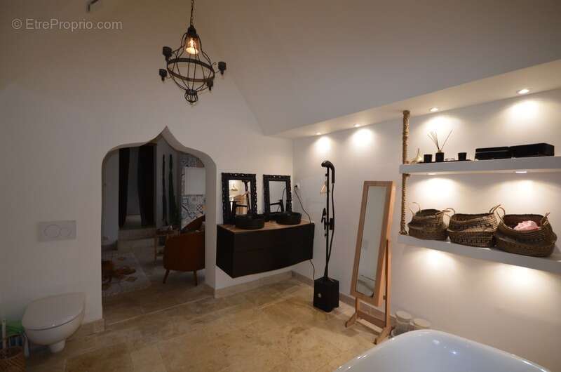 CHÂTEAU THIERRY (02) à vendre maison de 248 m² avec piscine et dépendances - photo 9