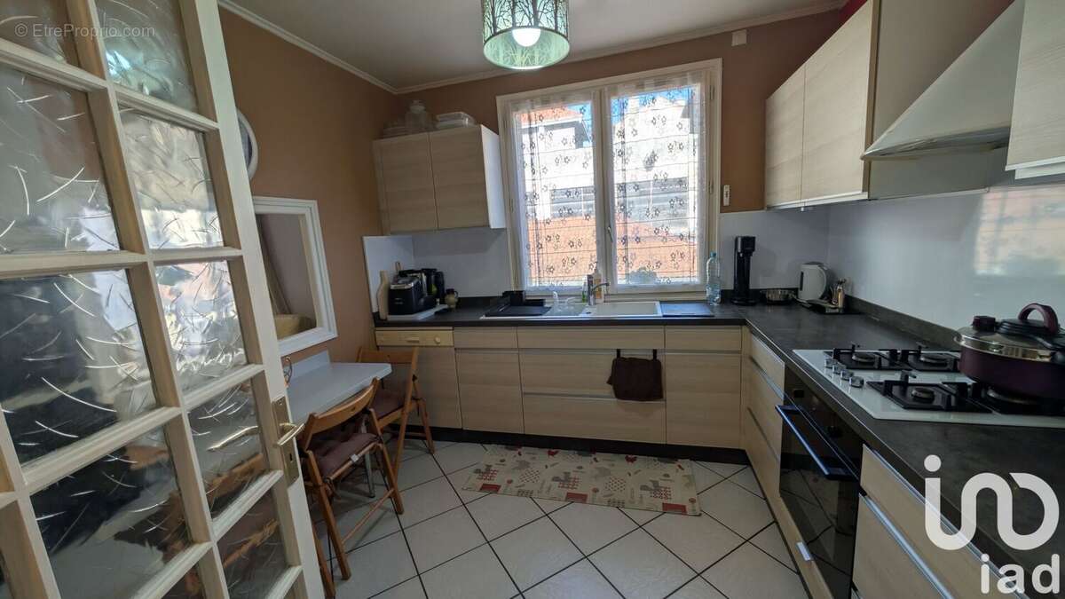 Photo 3 - Maison à SAINT-ETIENNE