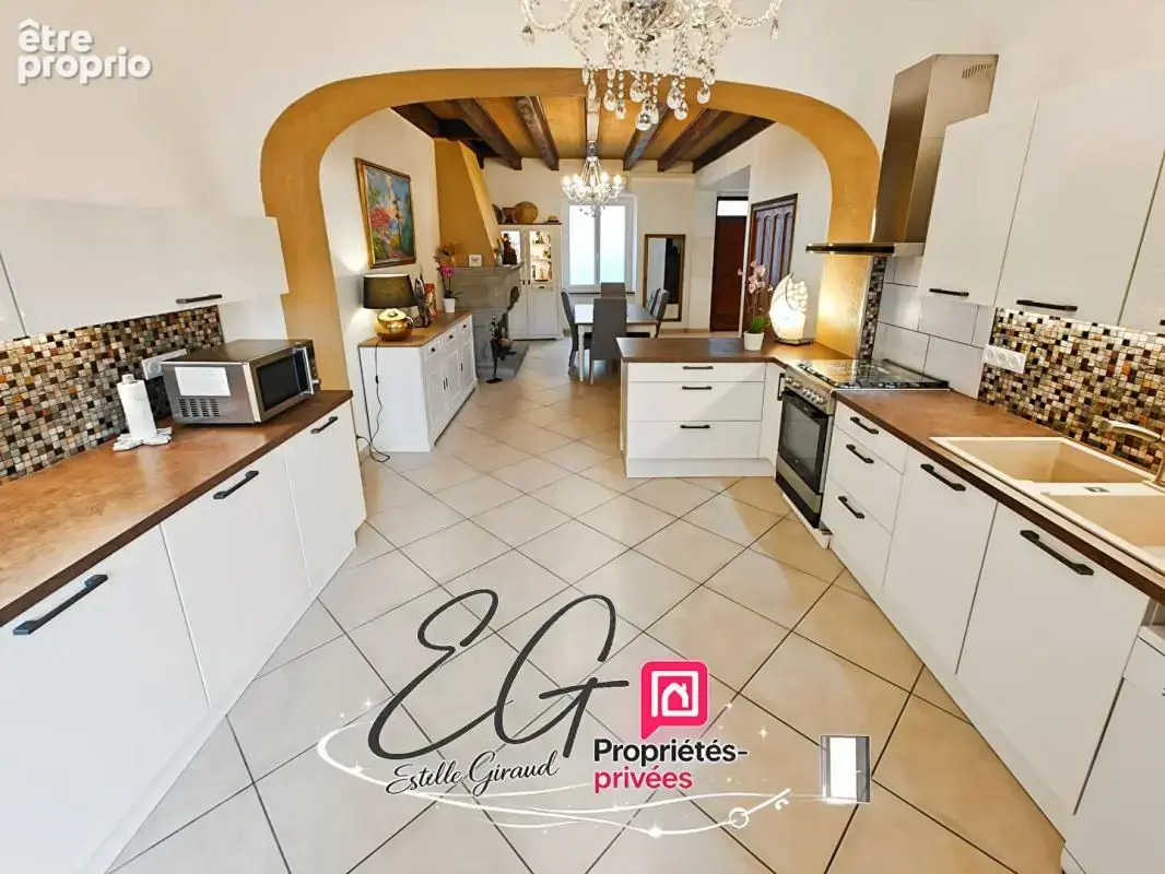 Maison bourgeoise rénovée, Coeur du village de Villegly - photo 7