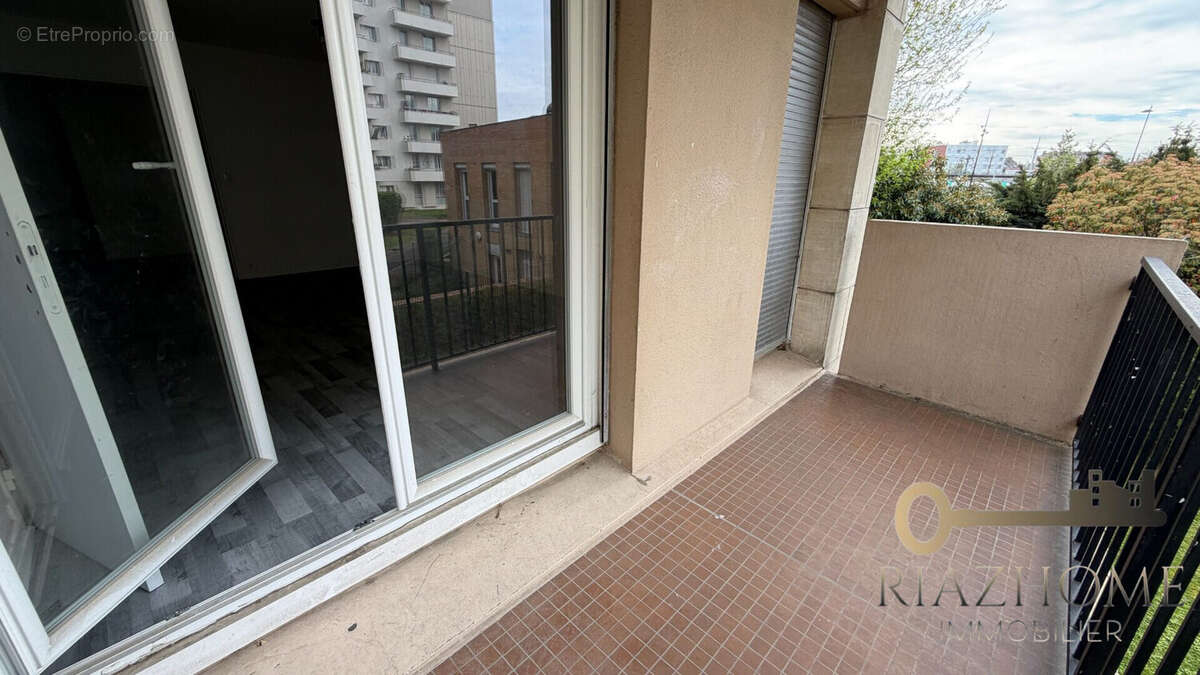 Appartement à LE BOURGET