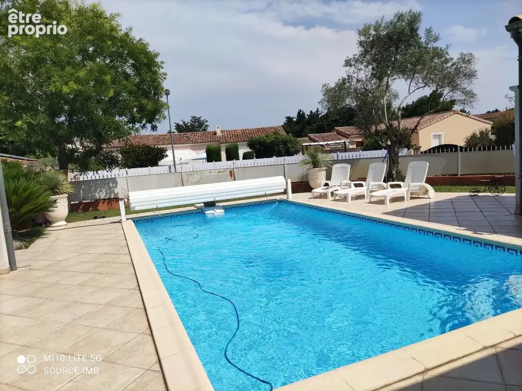 MONTELIMAR - 26200 (Drôme) France Villa contemporaine T5 190m² – Terrain clos 900 m² Garage 50 m² - Terrasse 90 m² - Piscine 32  - photo 2
