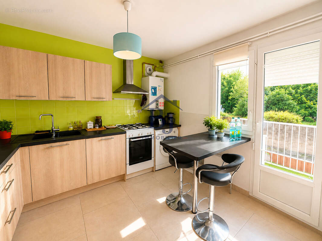 T3 lumineux avec balcon, parking et cave - Cleunay proche Arsenal-Redon - photo 3