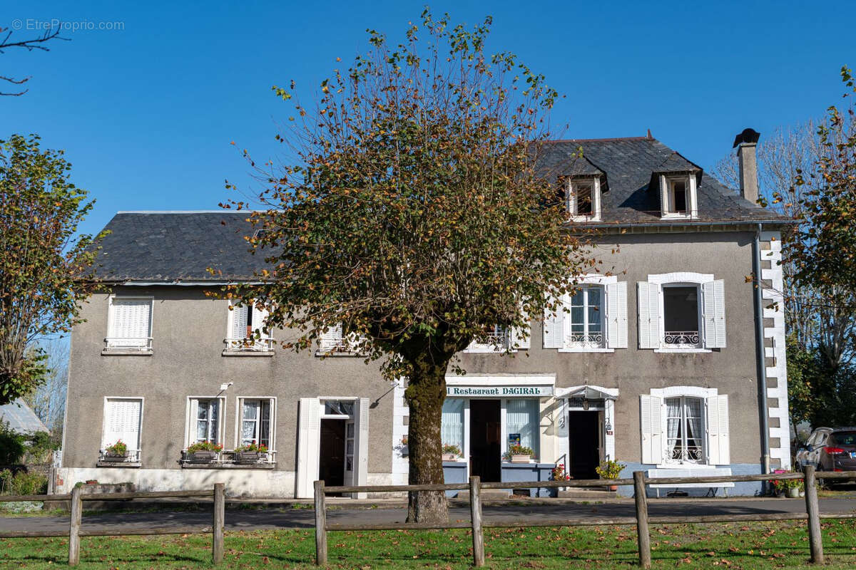 Maison à SAINT-BONNET-DE-SALERS