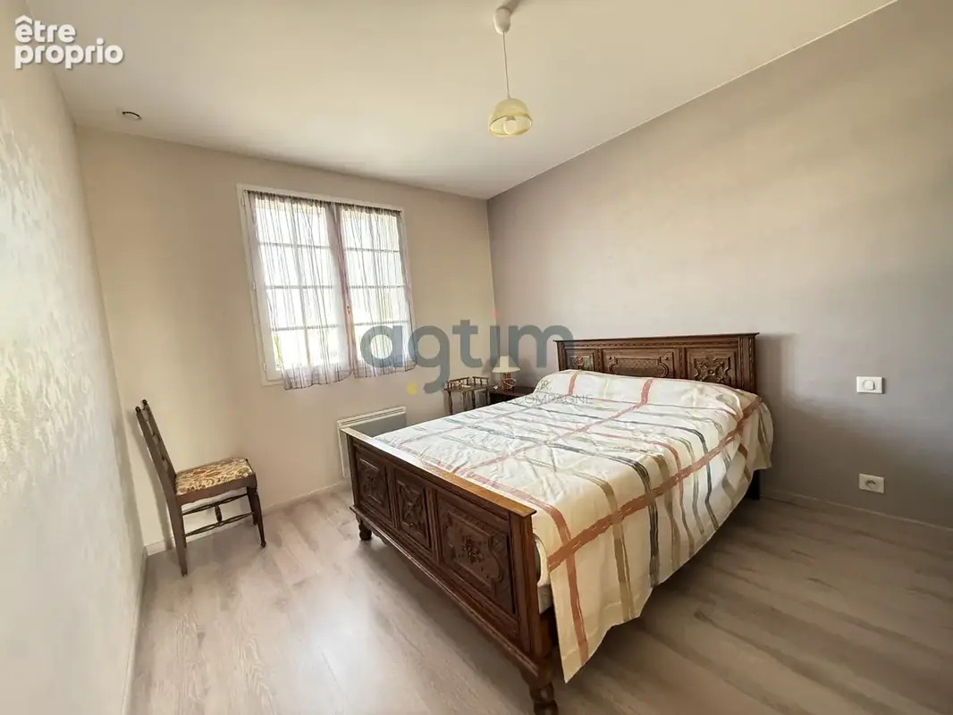 Saint Hilaire de Loulay - 4 chambres - Sous-sol - Jardin - photo 5