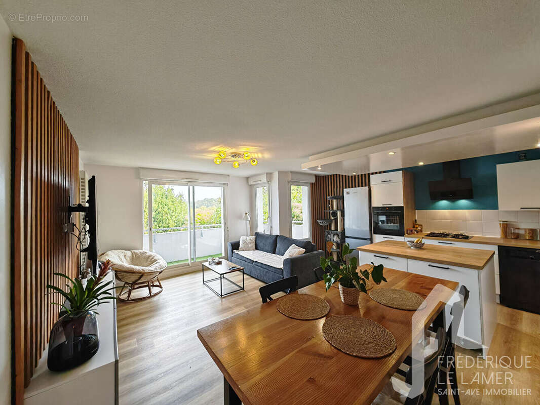 Appartement à SAINT-AVE