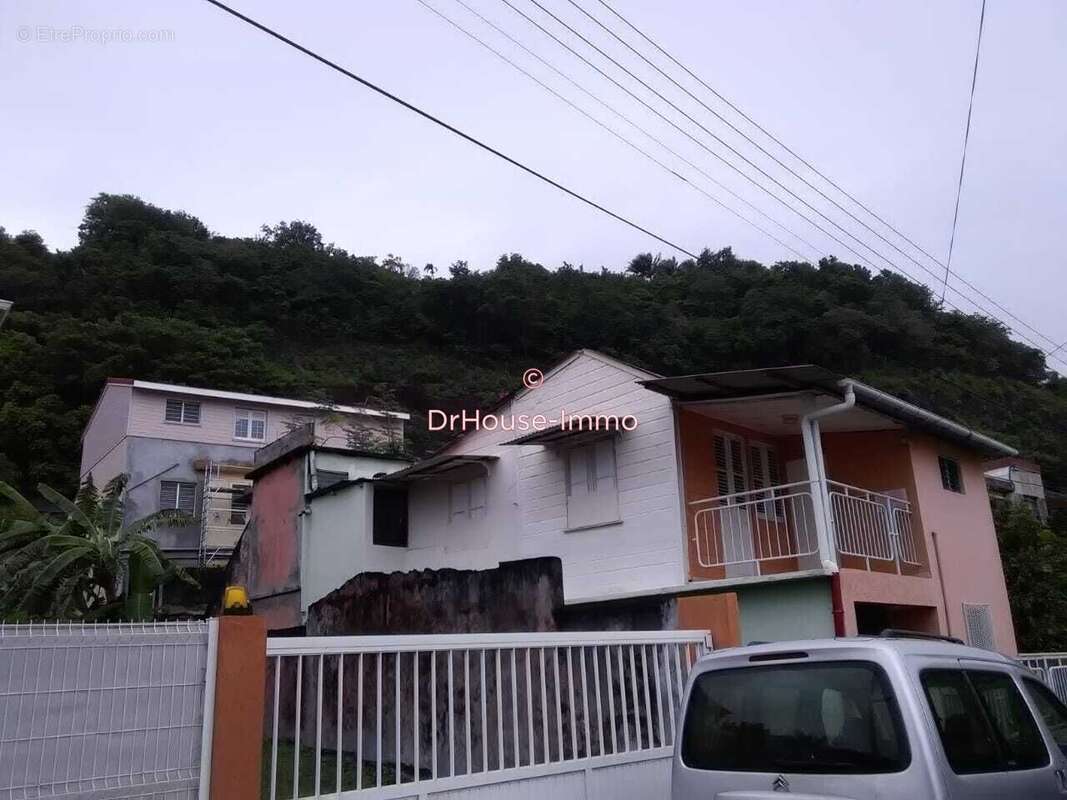 Maison à FORT-DE-FRANCE