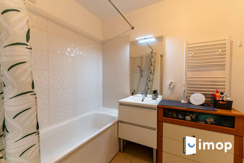 Appartement à LE BLANC-MESNIL