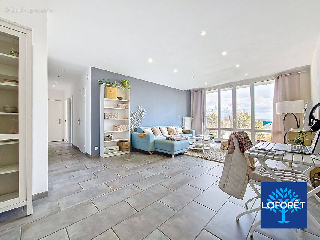 Appartement à LA MULATIERE