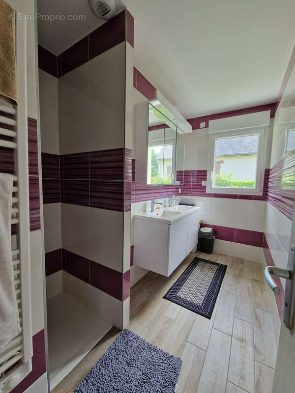 Maison à DRAGEY-RONTHON