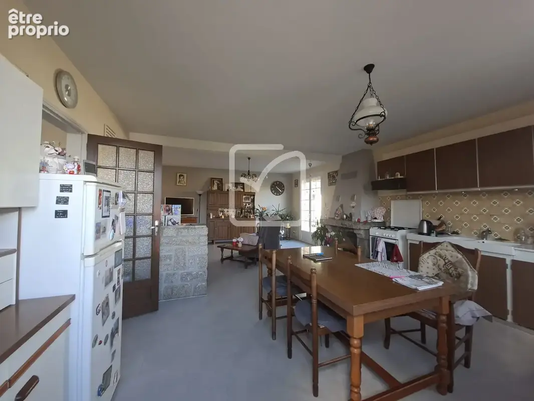 Corps de Ferme et sa maison individuelle de 5 chambres GUILLIERS - photo 5