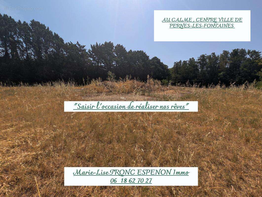 Terrain à PERNES-LES-FONTAINES